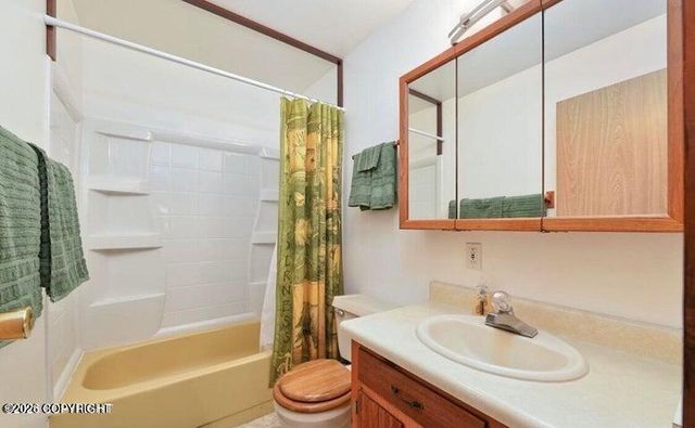 37905 Hall Road, Sterling, AK 99669