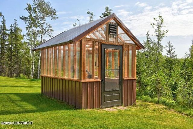 37905 Hall Road, Sterling, AK 99669