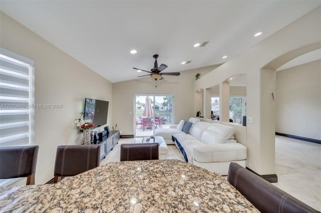 5032 SW 34th Terrace, Hollywood, FL 33312
