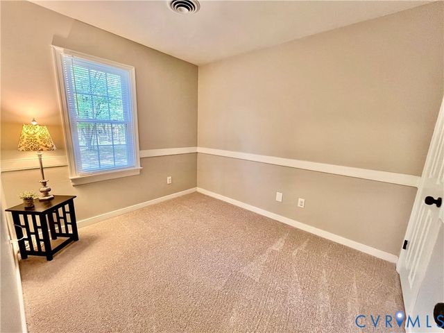 13700 Watkins Glen Rd, Midlothian, VA 23112