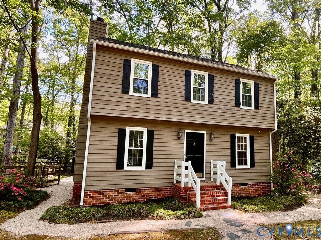 13700 Watkins Glen Rd, Midlothian, VA 23112