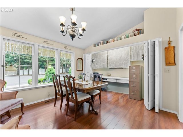 1953 KENARD St Nw, Salem, OR 97304