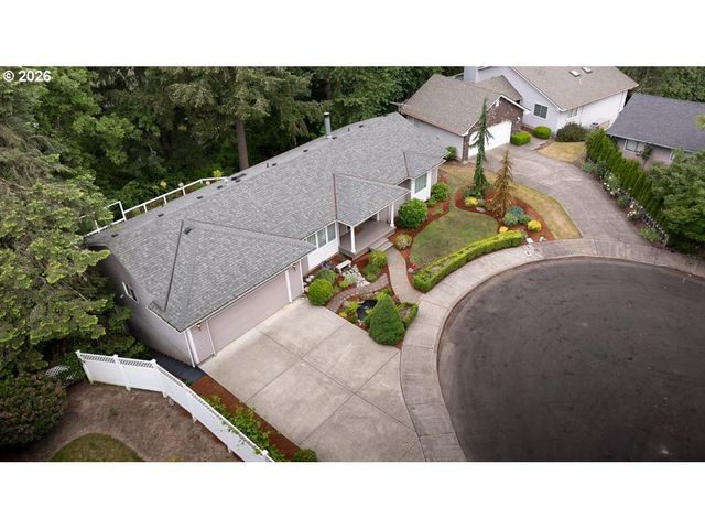 1953 KENARD St Nw, Salem, OR 97304