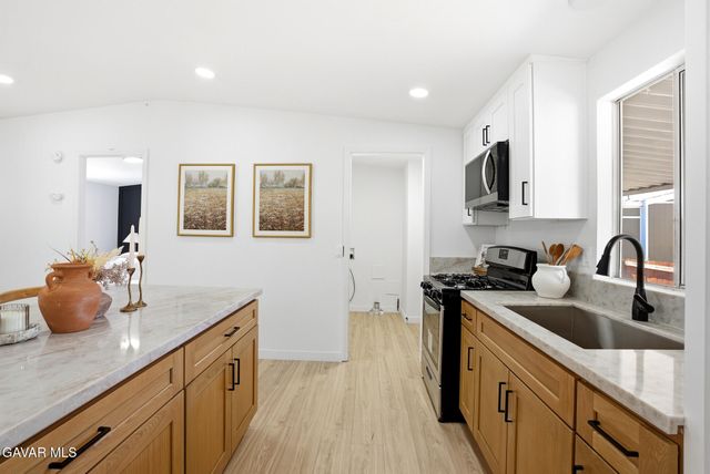 3524 E Avenue R Spc 312, Palmdale, CA 93550