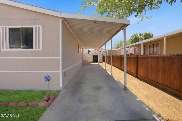 3524 E Avenue R Spc 312, Palmdale, CA 93550