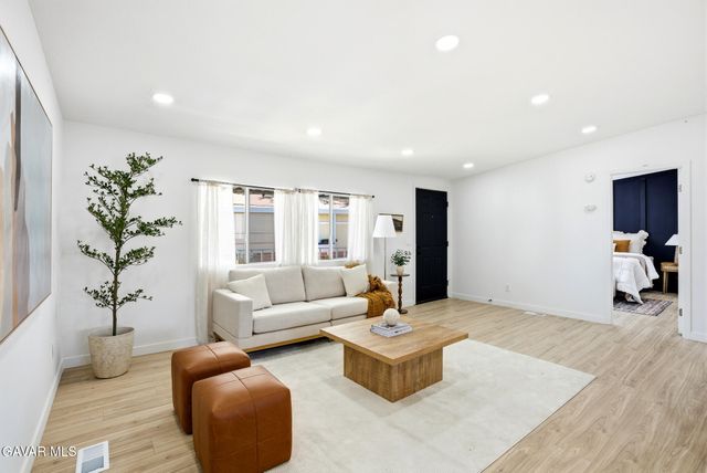 3524 E Avenue R Spc 312, Palmdale, CA 93550