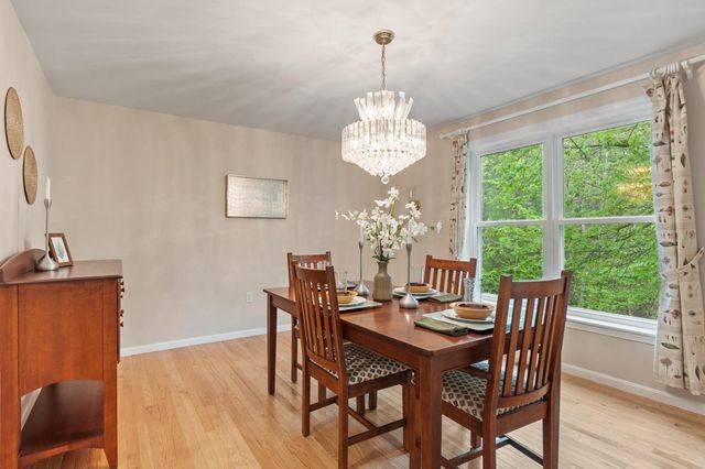 12 Aladdin Road, Windham, NH 03087