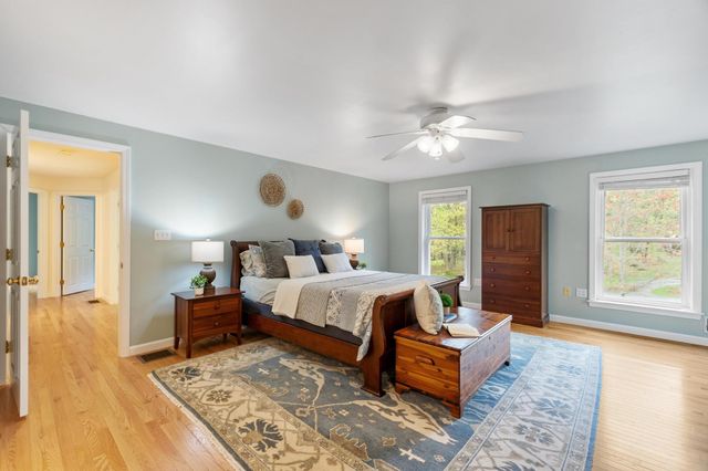 12 Aladdin Road, Windham, NH 03087