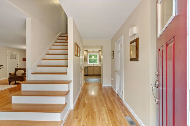 12 Aladdin Road, Windham, NH 03087