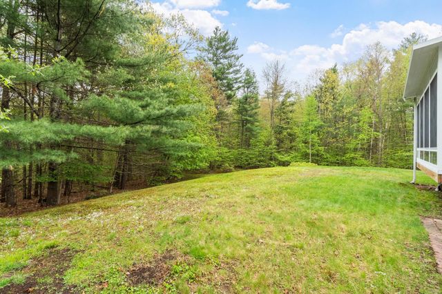 12 Aladdin Road, Windham, NH 03087
