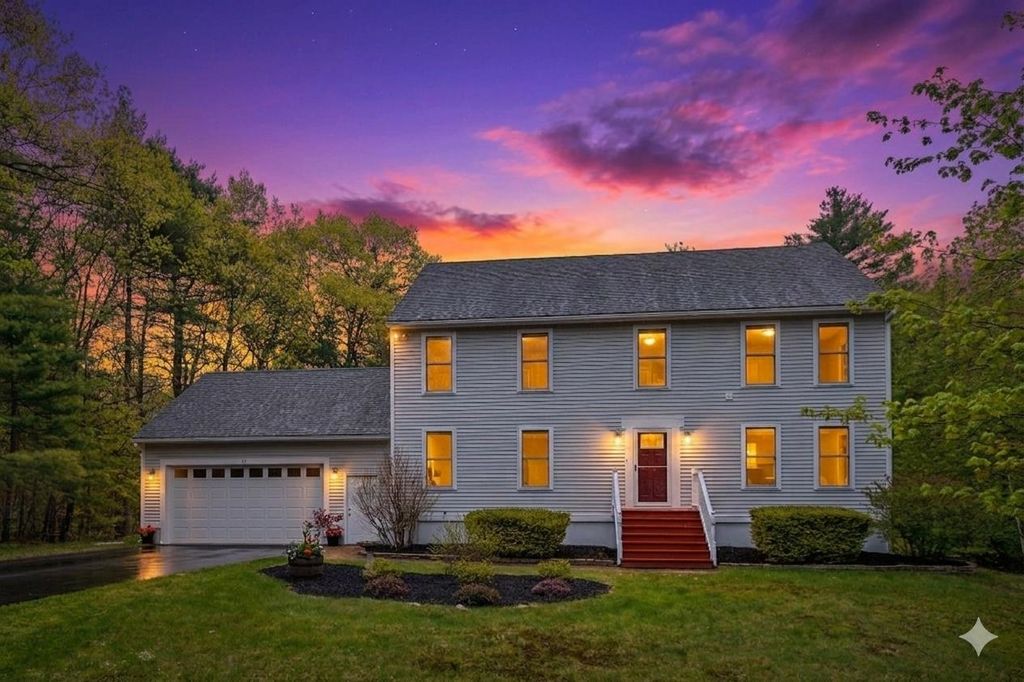 12 Aladdin Road, Windham, NH 03087