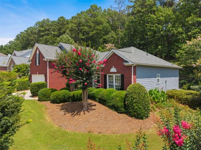 1011 Blankets Creek Drive, Canton, GA 30114