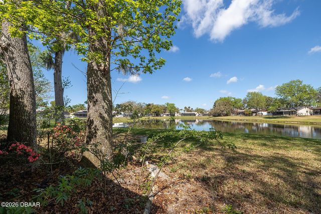627 Ipswich Lane, Port Orange, FL 32127