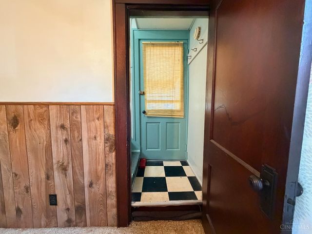 3815 Carlton Avenue, Fairfax, OH 45227