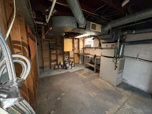 3815 Carlton Avenue, Fairfax, OH 45227