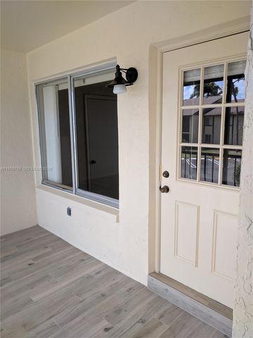 441 SE Pine Glen Ln A-2, Green Acres, FL 33463