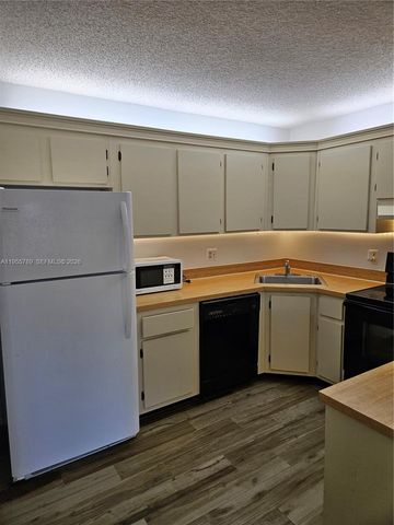 441 SE Pine Glen Ln A-2, Green Acres, FL 33463