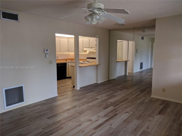 441 SE Pine Glen Ln A-2, Green Acres, FL 33463