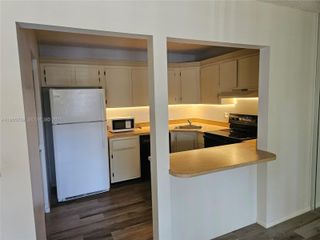 441 SE Pine Glen Ln A-2, Green Acres, FL 33463