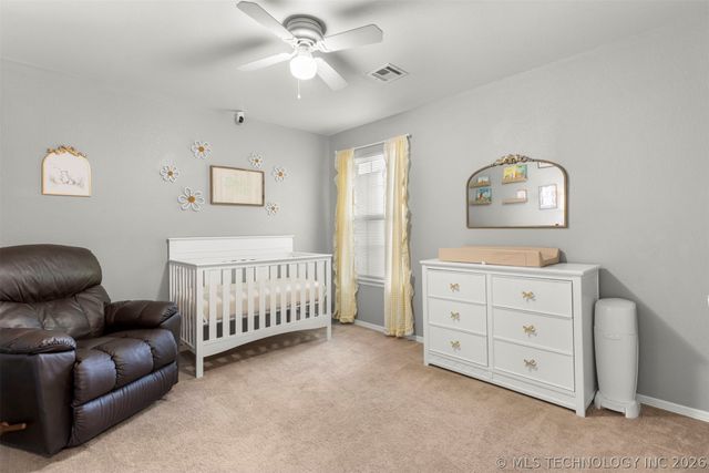 8133 Forrest Glenn Road, Claremore, OK 74019