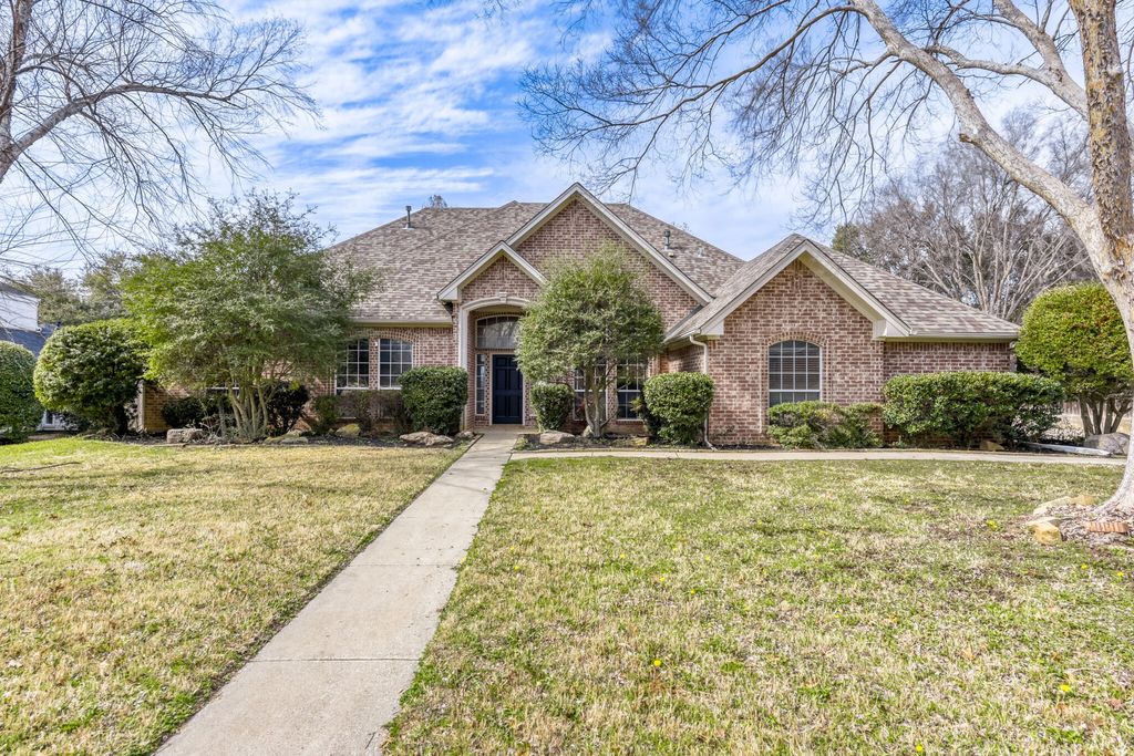 27 Wellington Oaks Circle, Denton, TX 76210