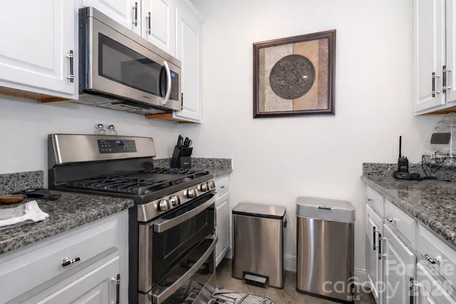 1530 Forest Park Drive, Statesville, NC 28677