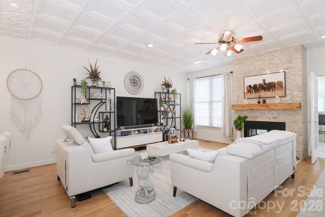 1530 Forest Park Drive, Statesville, NC 28677