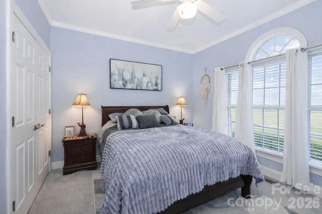 1530 Forest Park Drive, Statesville, NC 28677