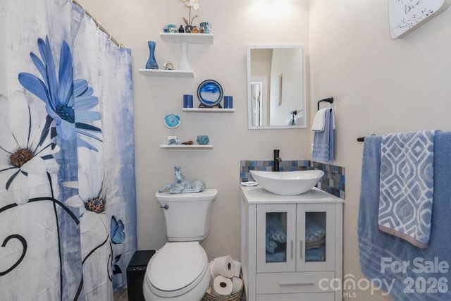 1530 Forest Park Drive, Statesville, NC 28677