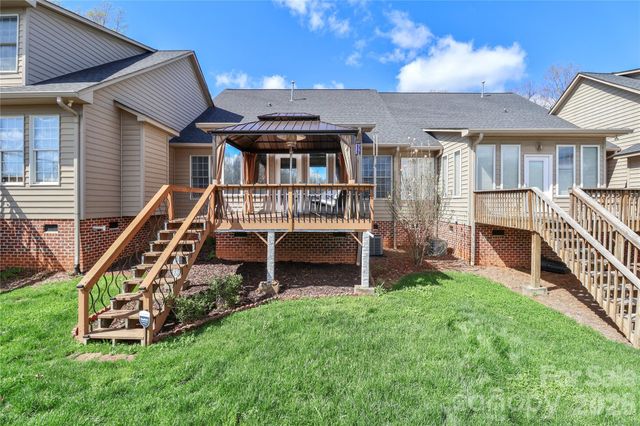 1530 Forest Park Drive, Statesville, NC 28677