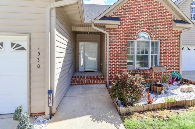 1530 Forest Park Drive, Statesville, NC 28677