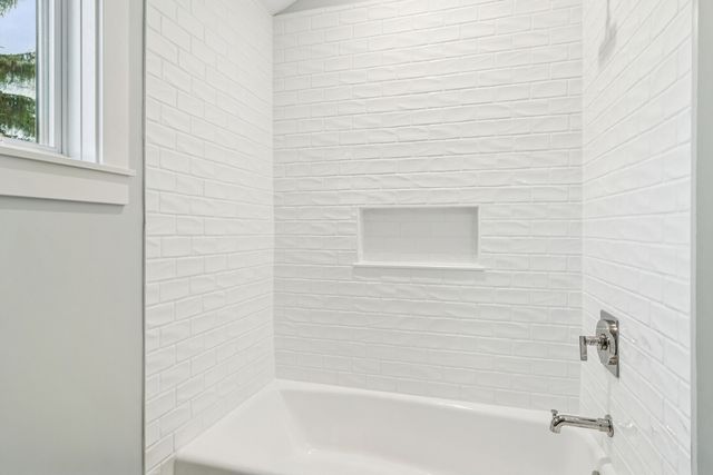 721 Meadow Lane, Libertyville, IL 60048