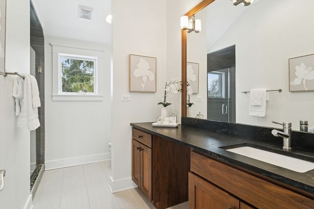 721 Meadow Lane, Libertyville, IL 60048