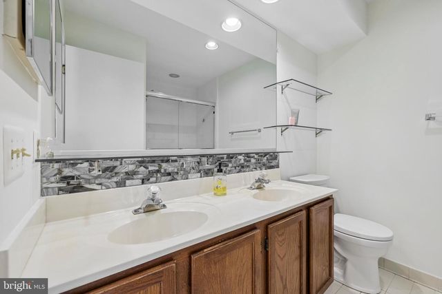 20000 CINNABAR DR, Gaithersburg, MD 20879