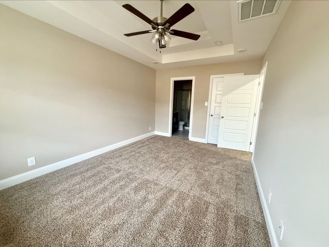 946 Tufnel Dr, Clarksville, TN 37040