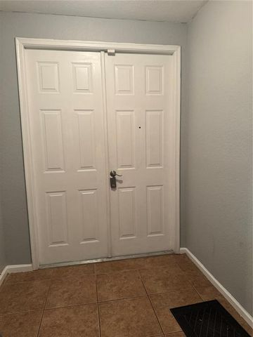 6351 Landings Way, Tamarac, FL 33321