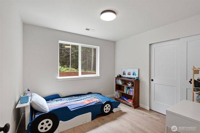 7761 Larson Lane NW, Seabeck, WA 98380
