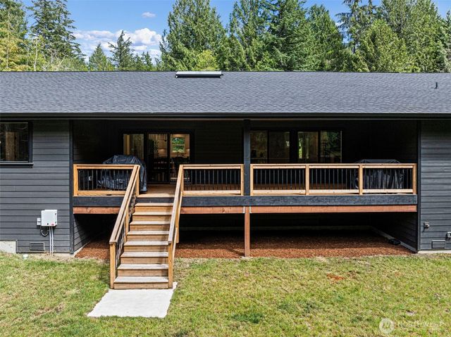 7761 Larson Lane NW, Seabeck, WA 98380