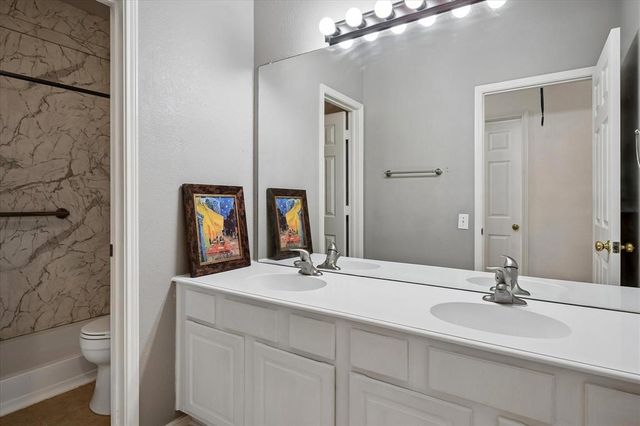 11379 Lockshire Drive, Frisco, TX 75035