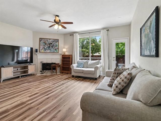11379 Lockshire Drive, Frisco, TX 75035