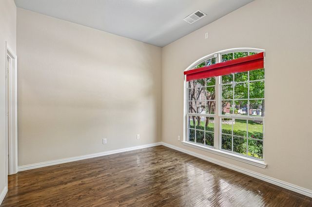 1828 Houghton Drive, Mckinney, TX 75072