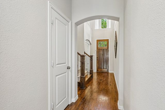 1828 Houghton Drive, Mckinney, TX 75072