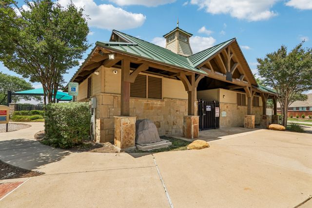 1828 Houghton Drive, Mckinney, TX 75072