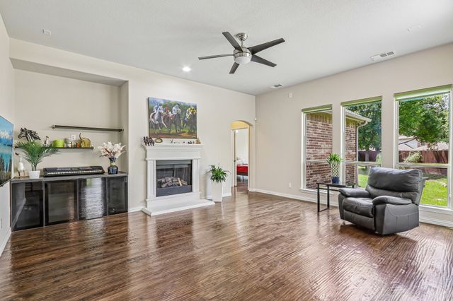 1828 Houghton Drive, Mckinney, TX 75072