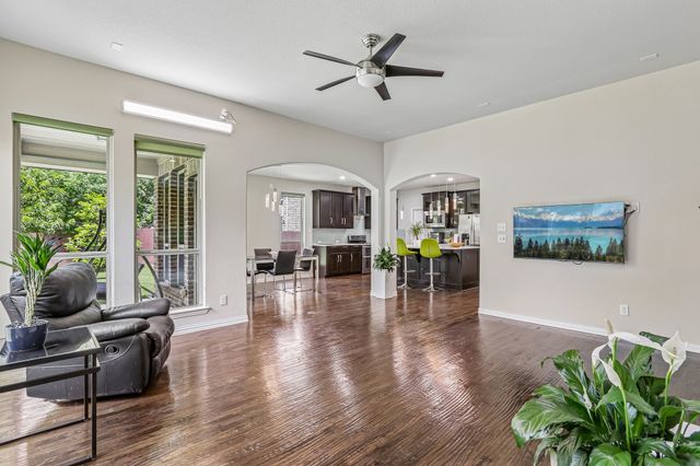 1828 Houghton Drive, Mckinney, TX 75072