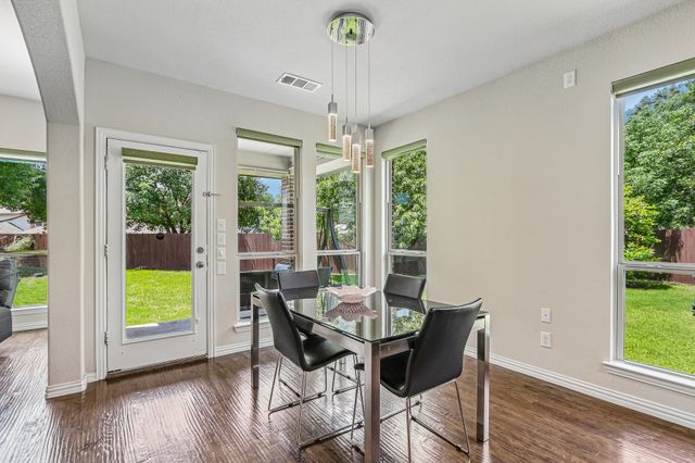 1828 Houghton Drive, Mckinney, TX 75072