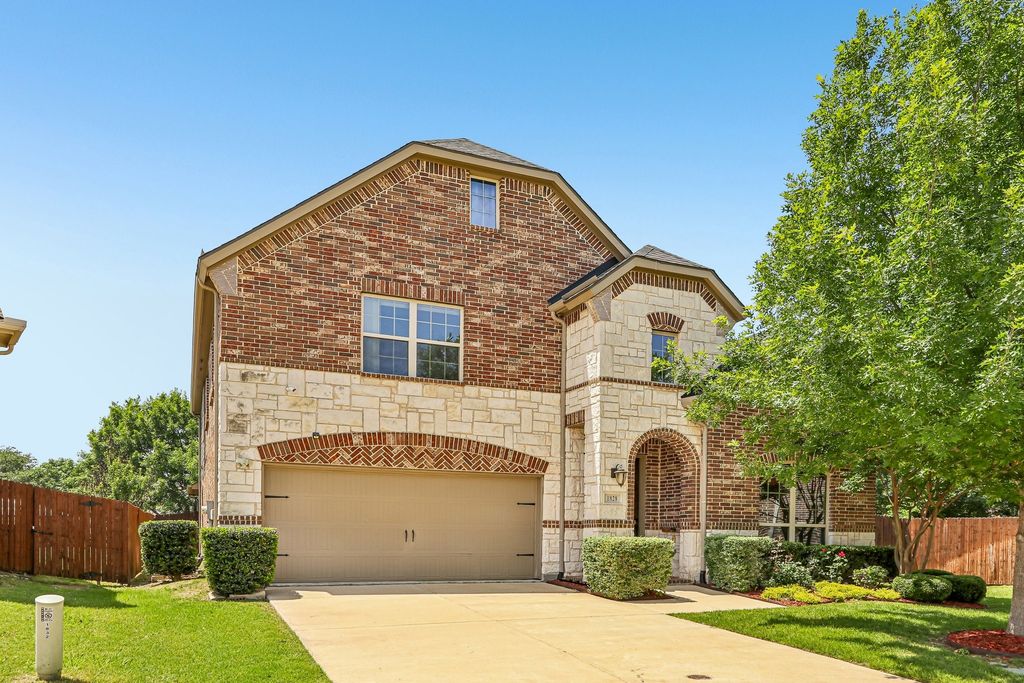 1828 Houghton Drive, Mckinney, TX 75072