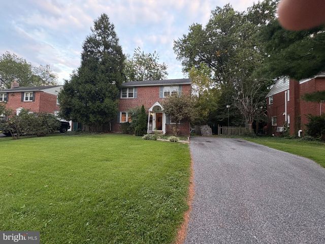 130 MERION AVE, Aldan, PA 19018