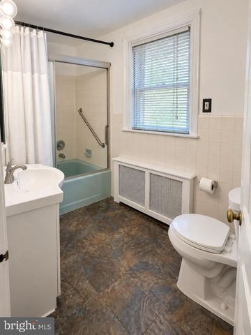 130 MERION AVE, Aldan, PA 19018
