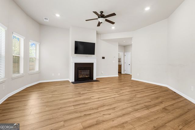 384 Traditions Lane, Hampton, GA 30228
